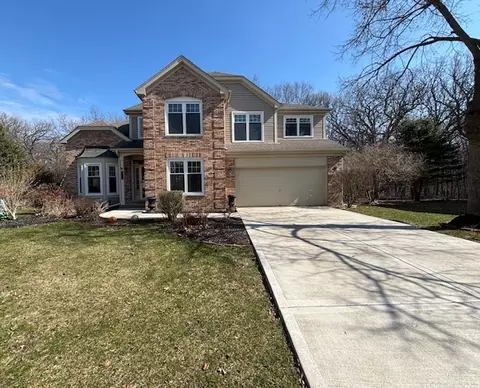 33993 N Treeline Ct, Grayslake, IL 60030