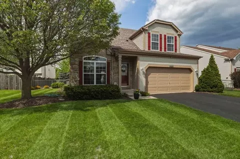 10620 Wing Pointe Dr, Huntley, IL 60142
