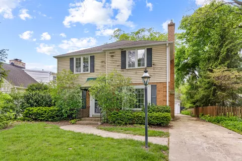 640 S Beverly Ln, Arlington Heights, IL 60005