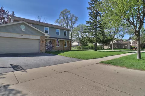 Exterior - 554 Briarwood Dr, Wheeling, IL 60090 photo 2 of 6