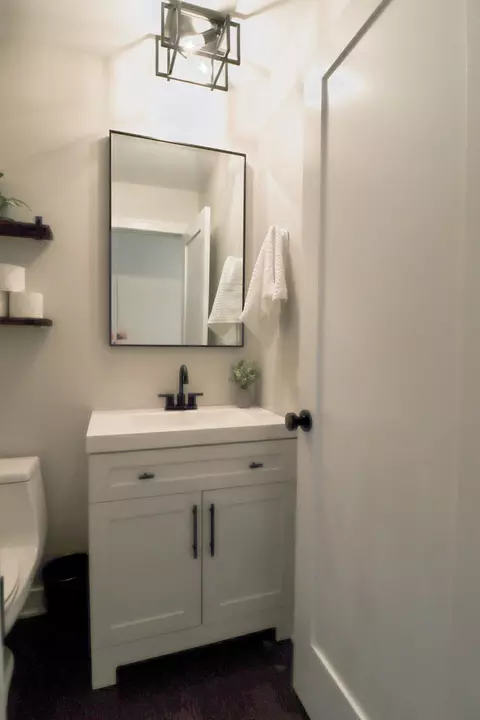 Bath - 554 Briarwood Dr, Wheeling, IL 60090 photo 1 of 11