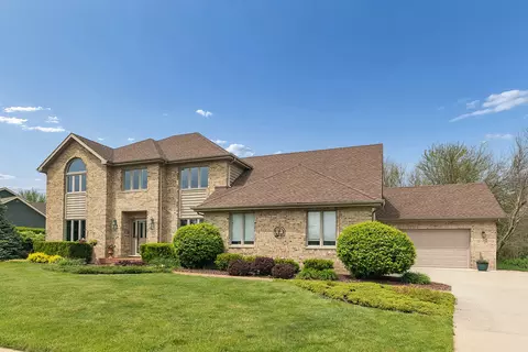 10612 Williamsburg Trl, Frankfort, IL 60423