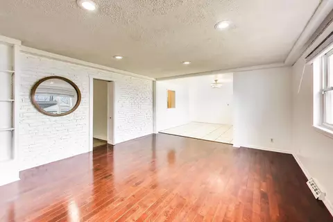 Living - 1508 Speechley Blvd, Berkeley, IL 60163 photo 6 of 9