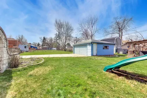 Exterior - 1508 Speechley Blvd, Berkeley, IL 60163 photo 5 of 8
