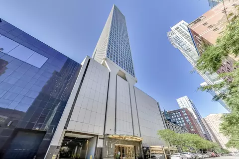 111 E Chestnut St #48J, Chicago, IL 60611