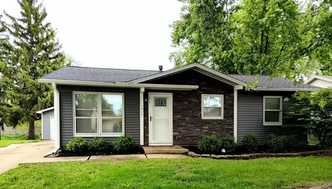 1411 Dillon Dr, Normal, IL 61761