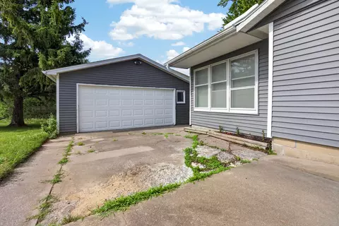 Other - 1411 Dillon Dr, Normal, IL 61761 photo 9 of 12