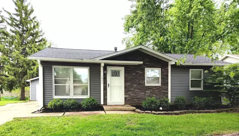 1411 Dillon Dr, Normal, IL 61761