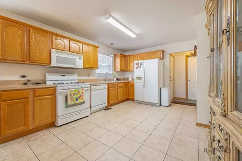 7431 W 60th Pl, Summit, IL 60501 photo 7
