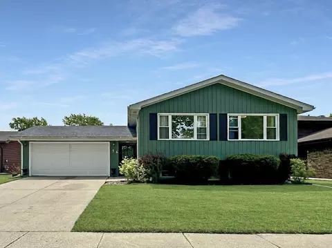 74 Frances Ln, Chicago Heights, IL 60411