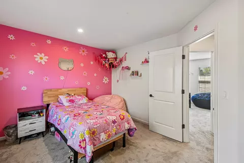 Bedroom - 14210 S Lakeridge Dr, Plainfield, IL 60544 photo 2 of 4