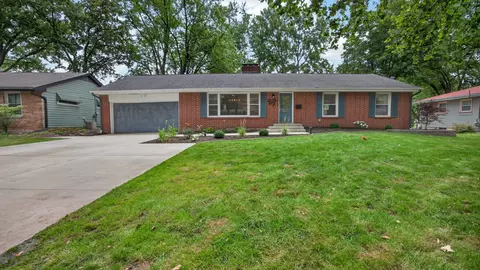 Exterior - 1402 Maplewood Dr, Normal, IL 61761 photo 12 of 12