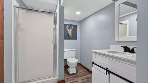 Bath - 1402 Maplewood Dr, Normal, IL 61761 photo 3 of 3