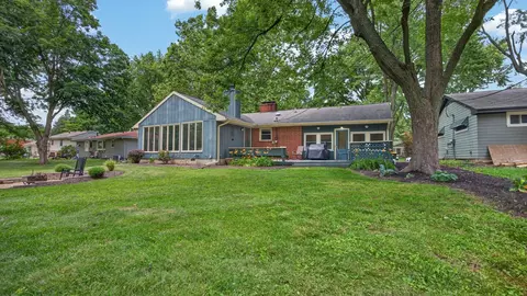 Exterior - 1402 Maplewood Dr, Normal, IL 61761 photo 8 of 12