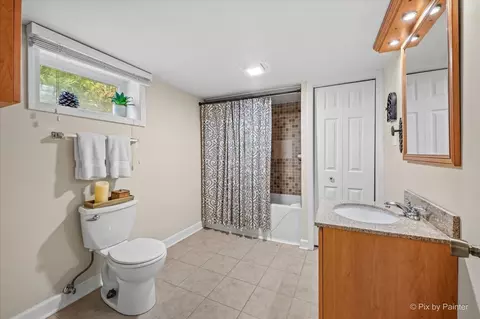 Bath - 311 W North Ave, Bartlett, IL 60103 photo 2 of 2