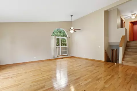 Living - 7200 Courtwright Ct, Plainfield, IL 60586 photo 3 of 5