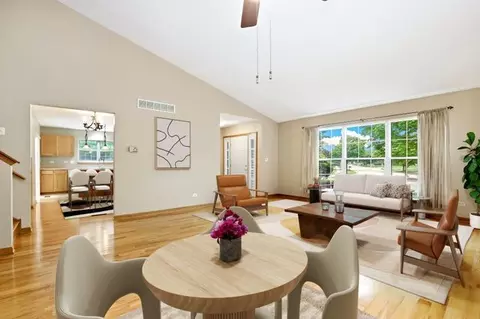 Living - 7200 Courtwright Ct, Plainfield, IL 60586 photo 2 of 5