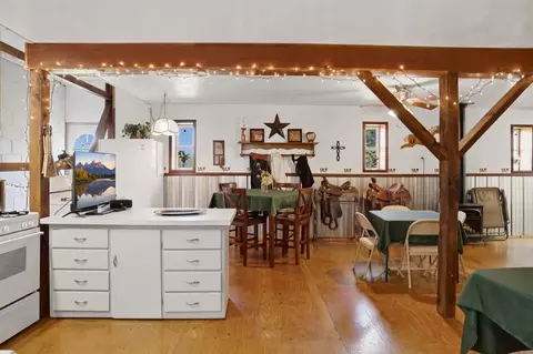 Dining - 10538 N Pecatonica Rd, Leaf River, IL 61047 photo 4 of 5