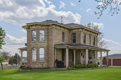 Exterior - 10538 N Pecatonica Rd, Leaf River, IL 61047 photo 1 of 6