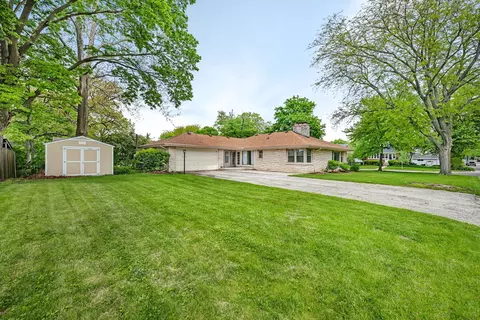 Exterior - 627 E Main St, Morris, IL 60450 photo 5 of 7