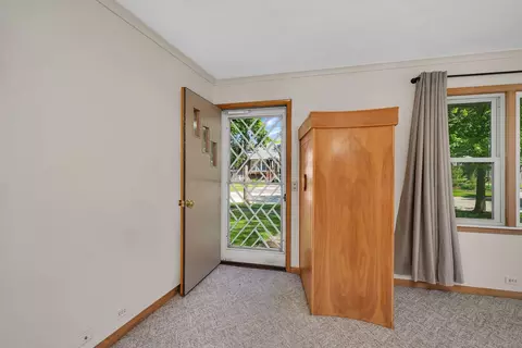 Entry Way - 627 E Main St, Morris, IL 60450 photo 1 of 1