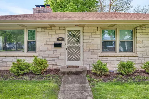 Exterior - 627 E Main St, Morris, IL 60450 photo 3 of 7
