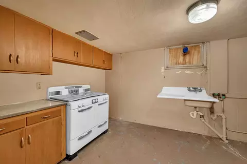 Kitchen - 627 E Main St, Morris, IL 60450 photo 5 of 5