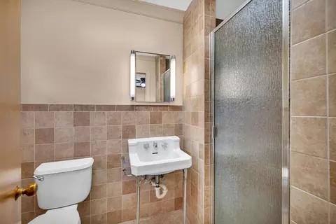 Bath - 627 E Main St, Morris, IL 60450 photo 1 of 3