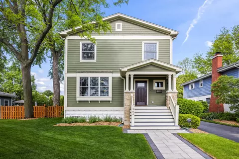 304 S Mitchell Ave, Arlington Heights, IL 60005