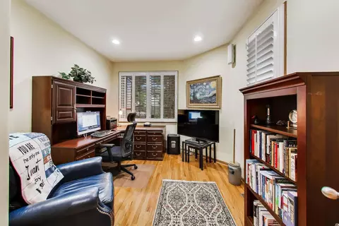 1784 Chestnut Ave, Glenview, IL 60025 photo 8
