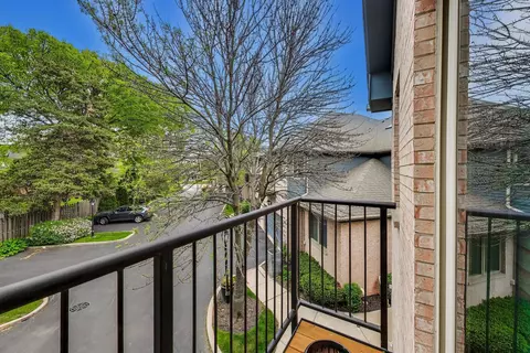 1784 Chestnut Ave, Glenview, IL 60025 photo 14