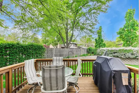 1784 Chestnut Ave, Glenview, IL 60025 photo 22