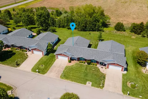 View/Area - 3206 Cherokee Dr, Marion, IL 62959 photo 1 of 7