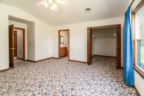 Bedroom - 3206 Cherokee Dr, Marion, IL 62959 photo 4 of 6
