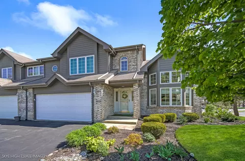 8629 Nancy Ln, Orland Park, IL 60462