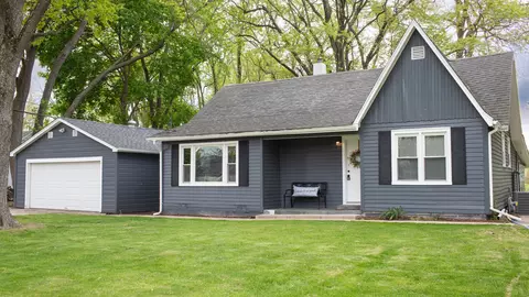 26347 W Shannon Ave, Antioch, IL 60002
