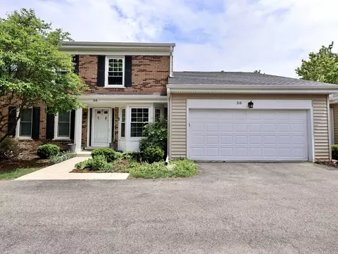 38 Ct Of Greenway, Northbrook, IL 60062