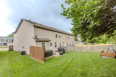 Exterior - 2519 Fox Trot Trl, Bloomington, IL 61705 photo 5 of 6