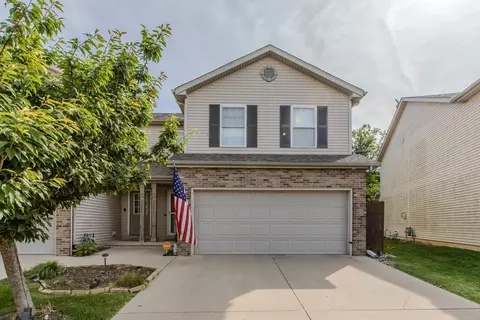 2519 Fox Trot Trl, Bloomington, IL 61705