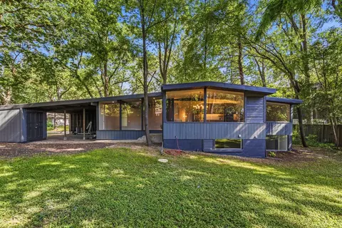 401 E George Huff Dr, Urbana, IL 61801