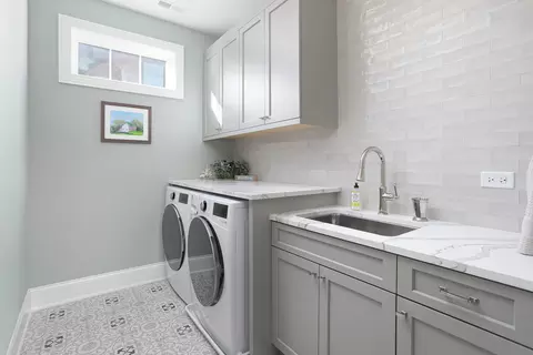 Other - 932 E Chicago Ave, Naperville, IL 60540 photo 3 of 10