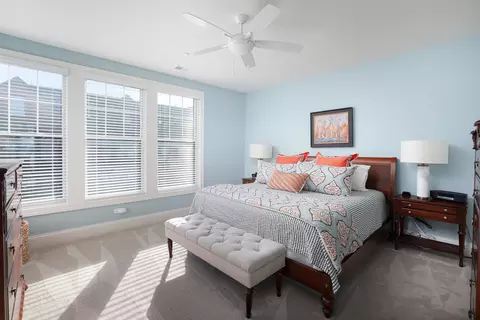 Bedroom - 932 E Chicago Ave, Naperville, IL 60540 photo 1 of 5