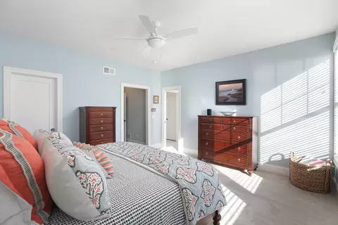 Bedroom - 932 E Chicago Ave, Naperville, IL 60540 photo 2 of 5