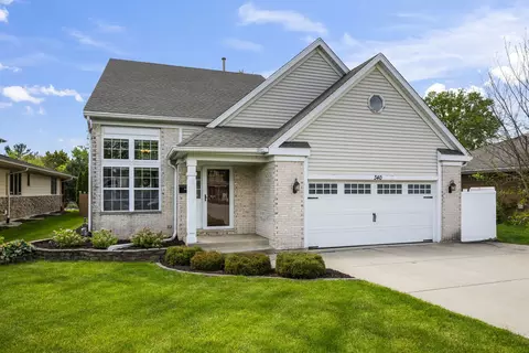 340 S Prospect St, Roselle, IL 60172