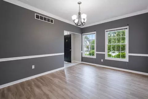 Living - 5 Greythorne Cir, Bloomington, IL 61704 photo 1 of 9