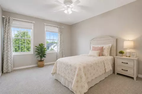 Bedroom - 5 Greythorne Cir, Bloomington, IL 61704 photo 6 of 10