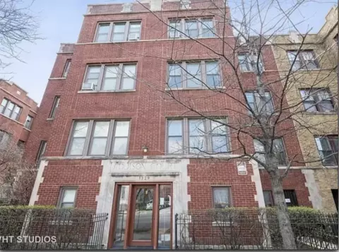 1329 W Addison St #3A, Chicago, IL 60613