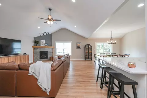 Other - 3172 Sun Valley Dr, Kankakee, IL 60901 photo 3 of 12