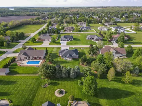 View/Area - 3172 Sun Valley Dr, Kankakee, IL 60901 photo 7 of 10