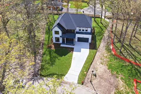 View/Area - 394 Forest Edge Dr, Glencoe, IL 60022 photo 2 of 4